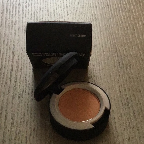 MAC Powder Matte Eyeshadow What Clout - Picture 7 of 8